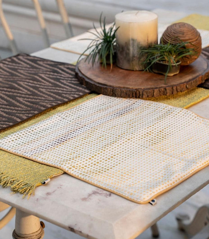 Table-Linen13
